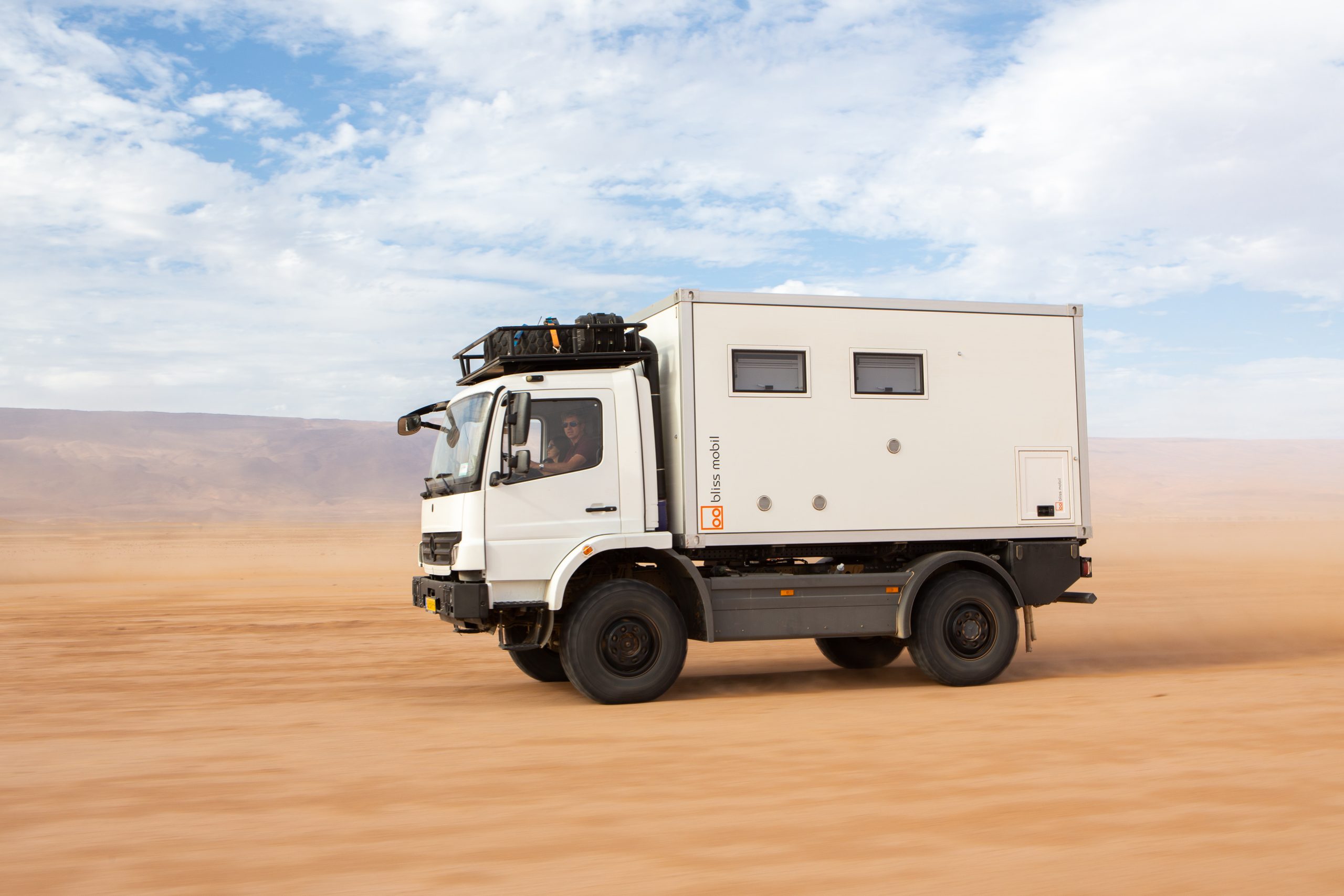 overland travel bv